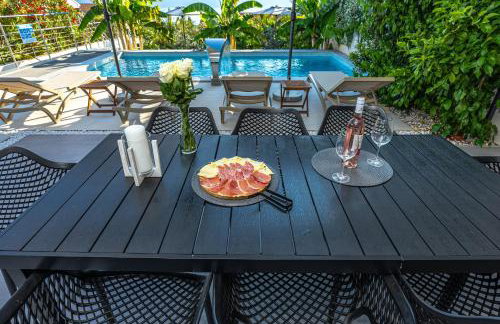 Luxury White Sails Villas with a Multi Sport Court and Sea View - Photo 79