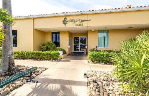 Cypress Lakes 55+ Seasonal Getaway - Foto 38