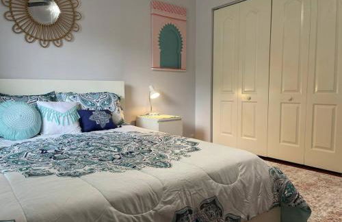 Room 4 - Cozy Queen (Shared Bathroom) - Foto 1