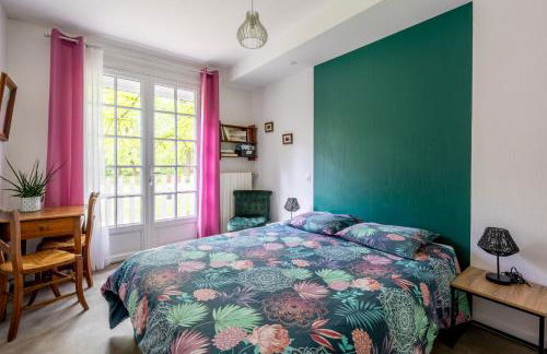 Les Gîtes du Robelier - L'étang - Photo 12