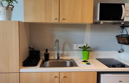 Studio 74 Rénové et Équipé - Nancy CHRU,CESI,FAC - Foto 4