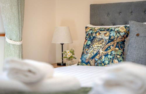 Pendle View Gatehouse Lakeside Stay - Photo 32