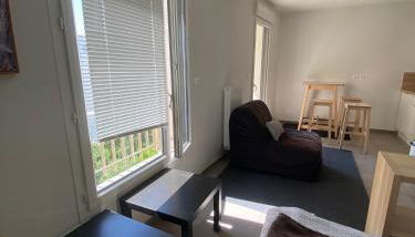 Appartement avec Balcon Immeuble Standing - Photo 4