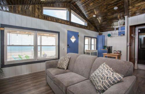 4 Beachfront Cottages - New Bathrooms and Roofs - Foto 20