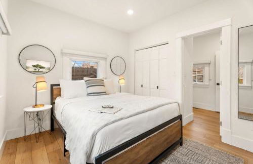 Chic Luxury Retreat in Old Town, Walk Everywhere! - Foto 35