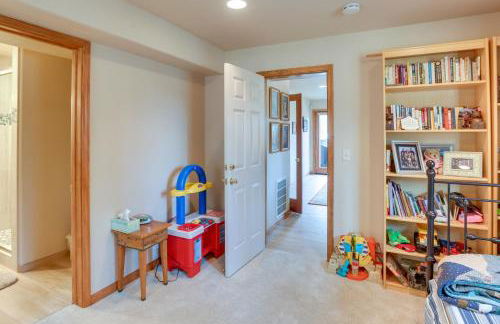 Deck and Beach Access Lake Tahoe Shoreside Retreat! - Foto 29