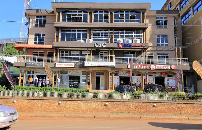 Goldmark Apartments - Photo 25