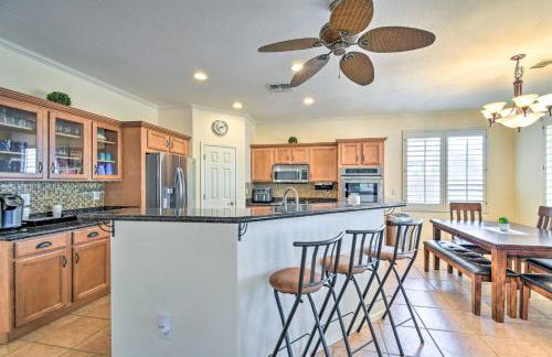 Pool, Game Room and Views! Laveen Village Getaway - Foto 12