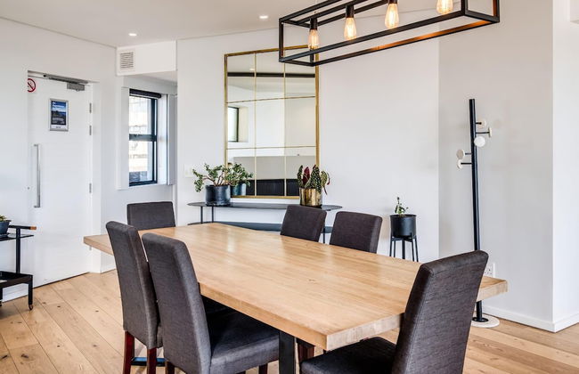 Modern Apartment w Rooftop Deck Jacuzzi Penthouse on S - Foto 1