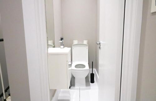 Fitzrovia - Charlotte Street by Viridian Apartments - Photo 86