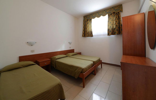 Bungalow in Caorle With Garden Furniture - Foto 3