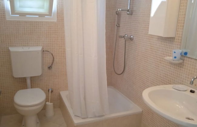 Mary: Relaxing With Pool - H - Foto 10