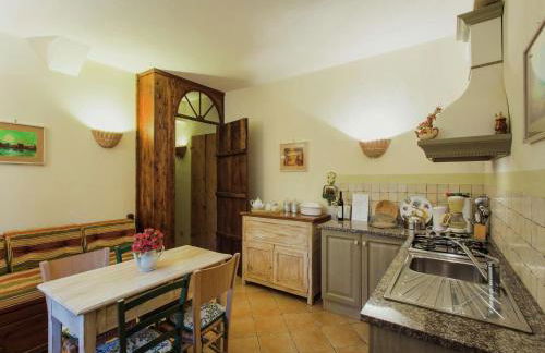 Farmhouse in Marsciano with vineyards olive groves - Foto 49