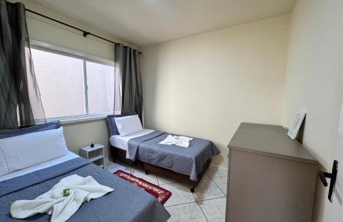 Residencial Cristina's-Apartamentos de 2-3 Quartos equipados com WiFi Garagem-Excelente Localização - Photo 5