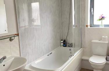 Lovely 2-Bedrooms Apartment Step to The Beach - Foto 25