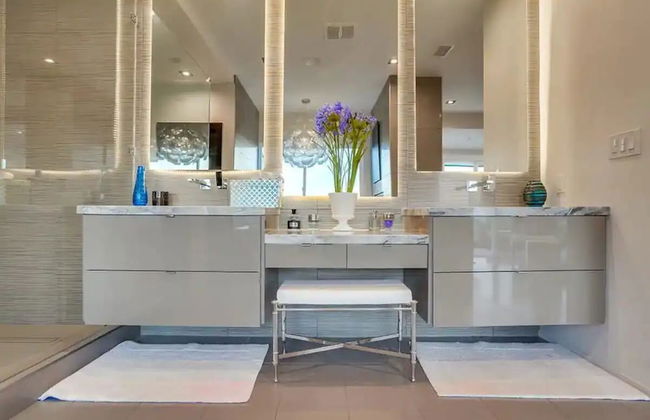 Troy Dr - Sleek & Modern Hollywood Hills Home With Stunning Views - Foto 44