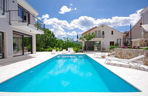 Villa Sokol with tennis court, heating pool, gym and sauna - Foto 9