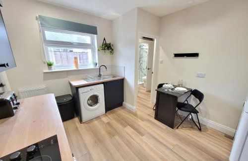 Modern 2 bed pet friendly Bungalow near countryside and a short drive to seafront- with large private garden by Catchpole Stays - Foto 23