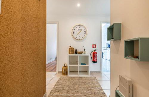 Sunny 2 BDR Apartment by LovelyStay - Foto 6