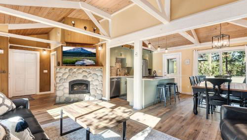 Walk to Everything! Hot tub, SHARC passes - Foto 2