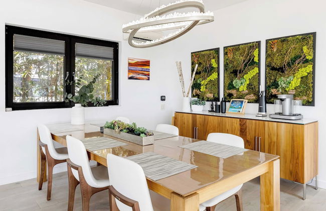 Steps to Beach+shops, Oceanview, Hot Tub+firepit Moonlight Modern by Avantstay - Foto 11