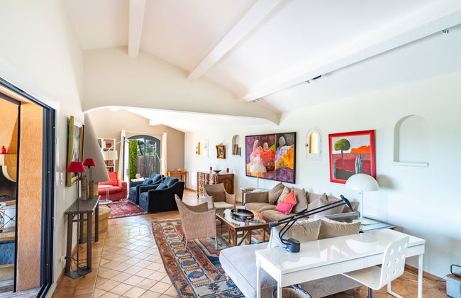 3 bedroom House in Bormes-les-Mimosas with private pool and garden - Photo 7