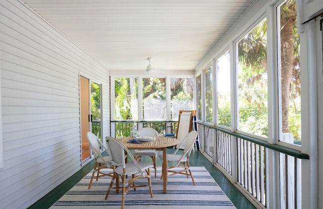 Hemlock by Avantstay Minutes From Folly Beach w/ Multiple Patios - Foto 20
