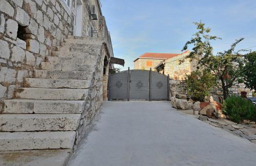 House Tihana - Photo 29