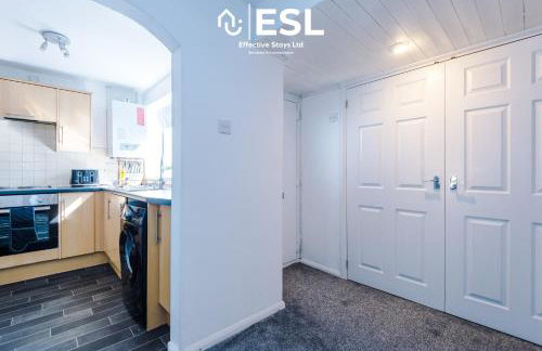 3 Bedroom House with Garden and Driveway Parking - Less than 10 Mins from Chester City Centre - Foto 35