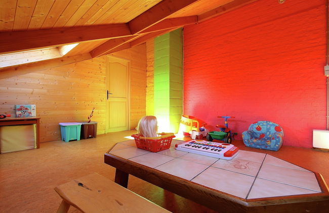 Former Farmhouse in Adorned Village - Foto 15