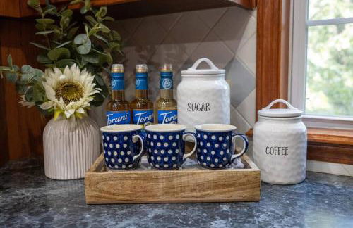 Rural 6 bedroom cabin - With a Hot Tub! - Foto 42