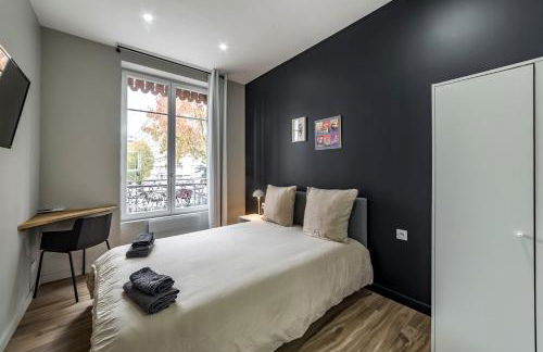 MAISON LE GRATTE CIEL - séminaire ou famille, salle de réunion, 8 chambres Clim, Jardin & Salle de sport - Foto 5