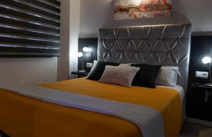 Apartaments y Habitacions Entre Volcans - Foto 3