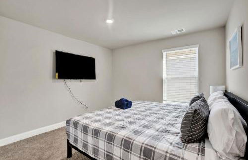 5kings Pool pickle-ball 100"TV PS5 fishing pond - Foto 35