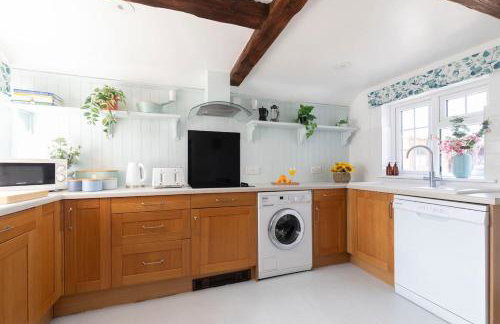 Beautiful Danford House & Lodge with Hot Tub - Foto 23