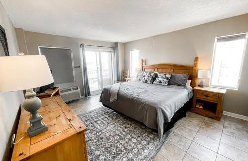 Playing Hooky at Dolphin Run-Oceanfront Condo-Pool - Foto 37