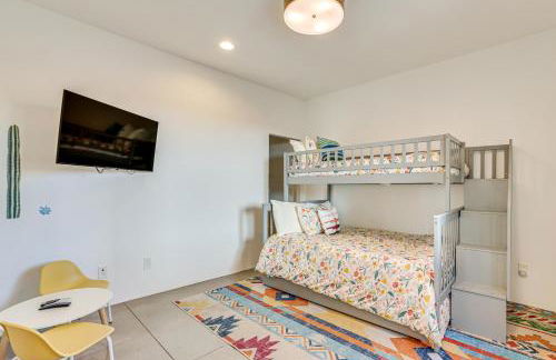 Backyard Oasis with Pool! Family Getaway in Phoenix - Foto 20