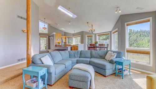 Mountain Views and Hot Tub Airy Forest Escape! - Foto 5