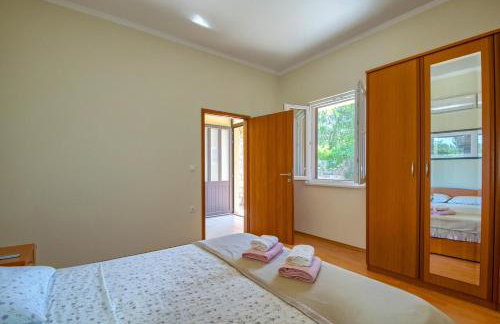 RENATOEMILIA spacious apartment with courtyard - Photo 20