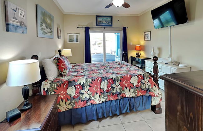 Pickled Pirate by Miss Kitty’s - Photo 34