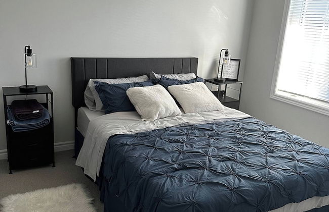 Cozy Whitby Retreat - 2 Bedroom Private House - Foto 5