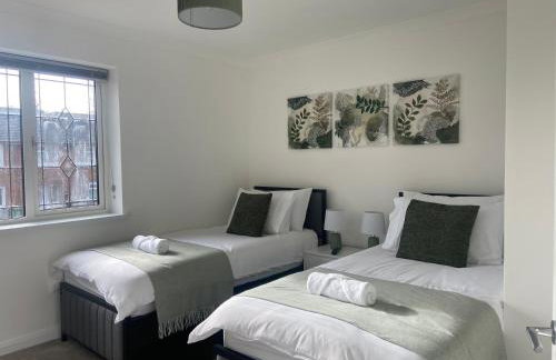 Contemporary 2-Bed House near Basildon Station - Foto 10