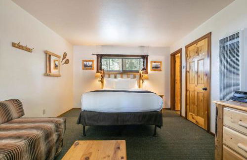 Lakeside Studio Steps from the Beach - Foto 9