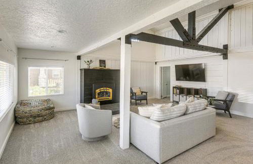 Centrally Located Pinedale Vacation Rental! - Photo 6