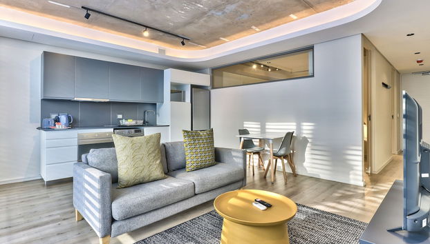 One Bedroom With Balcony and City Views - Foto 4, Sala de estar