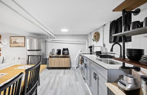 Airport Haven - Cozy 2BR Apt 5 Min Away - Foto 13