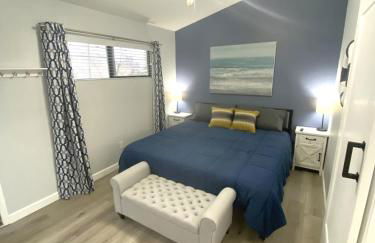 B Lakefront! Remodeled, Boat Slip, Patio Views, Pool, Boat Ramp, WIFI - Foto 15