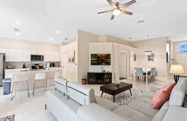 South Facing Pool 4 Bedroom 3 Bath Villa - Foto 8