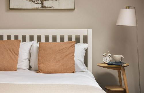 Exceptional 3 Bedroom River View Apartment - Pass the Keys - Foto 12