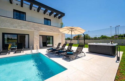 3 Bedroom Cozy Home In Nedescina - Foto 11